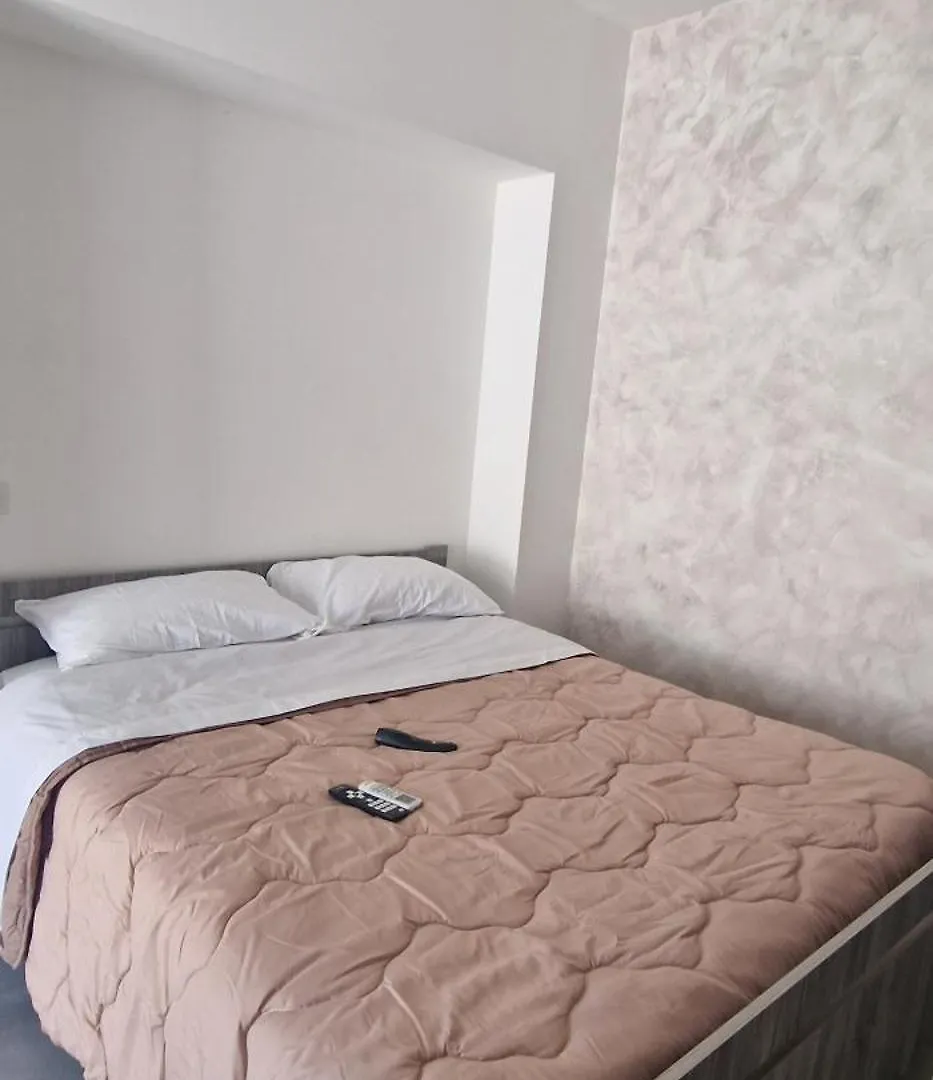 Frank'S Room Catania Italy